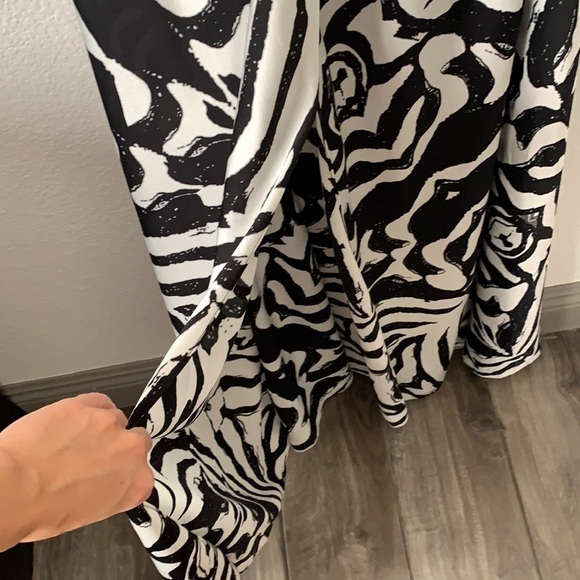 Marciano Cut Out Knot Slit Maxi Dress - Picture 7 of 16